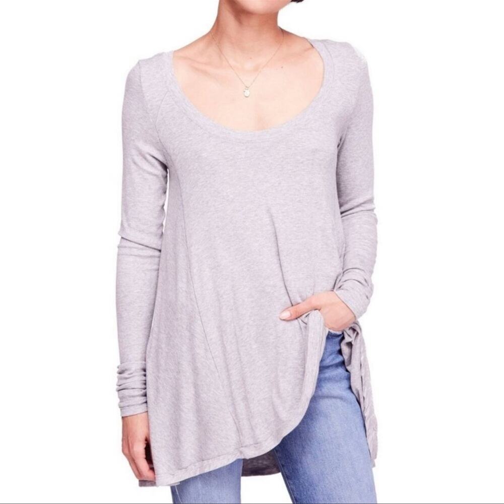 Free People Tee Long Sleeved Ribbed Knit Slouchy Fit Size Small NEW
